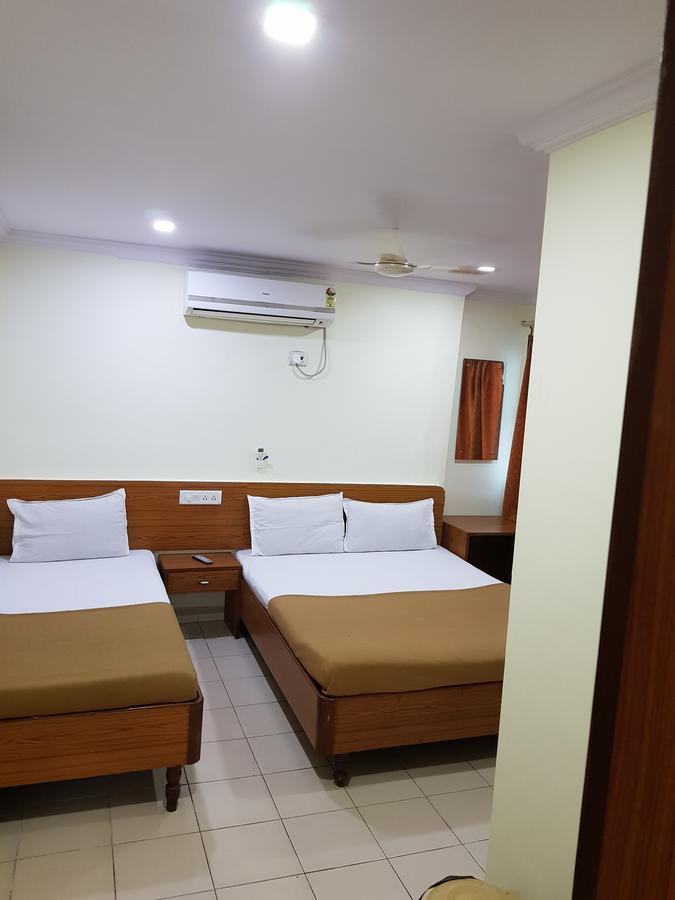 Hotel Super Mumbai  Buitenkant foto
