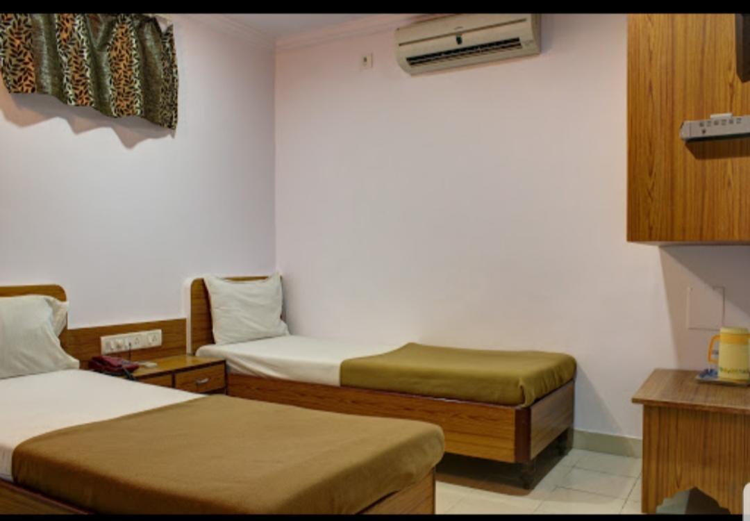 Hotel Super Mumbai  Buitenkant foto